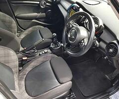 2016 Mini  Cooper - Image 6/10