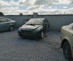 08 Ford focus for breaking