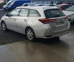Toyota auris hybrid auto - Image 7/8