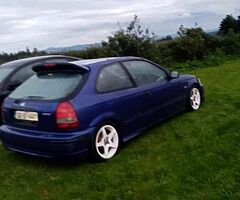 Sellin my civic 1.4 needs bit a work sunroof model hard come bt thease days