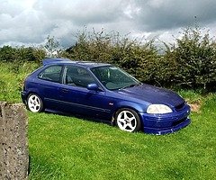Sellin my civic 1.4 needs bit a work sunroof model hard come bt thease days - Image 4/10