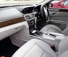 Mercedes Benz E Class E 200 CDI Blue Efficiency - Image 3/10