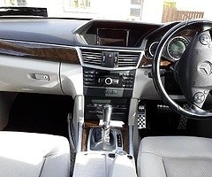 Mercedes Benz E Class E 200 CDI Blue Efficiency - Image 4/10