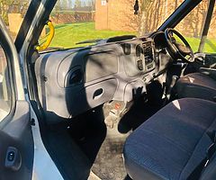 2006 Ford Low Maieage 80000 Transit 2.0l 9 Setas Low Mailigi Mot Lon - Image 5/10