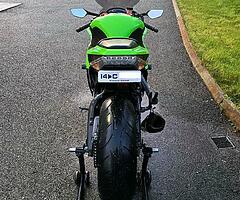 2014 Kawasaki ZX10R Immacualte Condition - Image 7/10