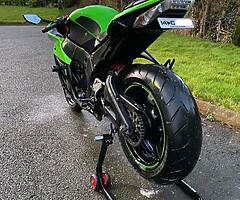 2014 Kawasaki ZX10R Immacualte Condition - Image 10/10