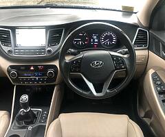 161 Hyundai Tucson 2.0 Diesel 4WD, Executive - Image 8/10