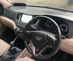 161 Hyundai Tucson 2.0 Diesel 4WD, Executive - Image 9/10
