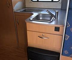 Camper 6 berth - Image 9/10
