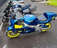 Suzuki gsxr 600 srad - Image 3/5