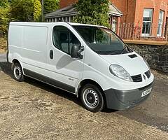 2009 Traffic 2.0 115BHP SWB Psv Recon Box Take Small Px