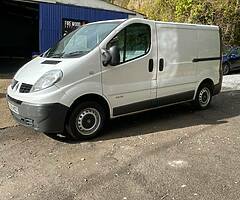 2009 Traffic 2.0 115BHP SWB Psv Recon Box Take Small Px - Image 10/10