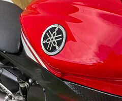 Yamaha R6 - Image 7/10