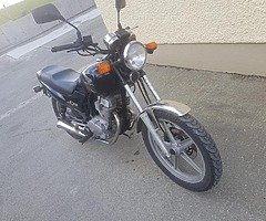 Honda CB 250 2001
