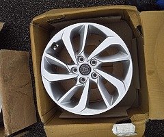 Breand new Hyndai  alloys - Image 5/7