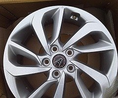 Breand new Hyndai  alloys - Image 6/7