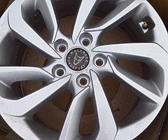 Breand new Hyndai  alloys - Image 7/7