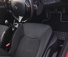 2016 Reno clio - Image 6/8