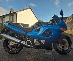 ** SUZUKI GSXF 600 ** - Image 4/8