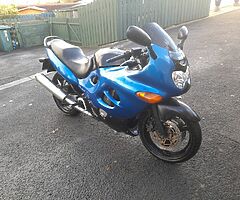 ** SUZUKI GSXF 600 ** - Image 6/8