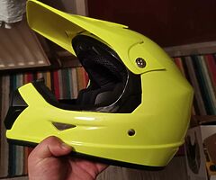 New kids moto x helmets last few - Image 4/8