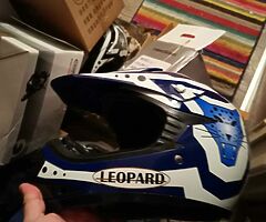 New kids moto x helmets last few - Image 5/8