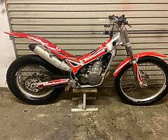 2005 BETA 270