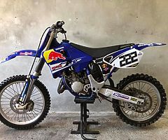 YAMAHA YZ125