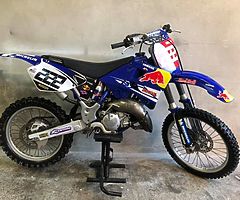 YAMAHA YZ125