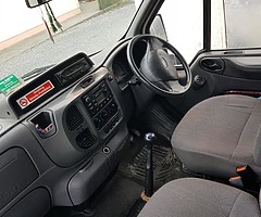 Ford Transit Mini Bus 2.4 Diesel - Image 5/8