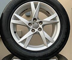 Audi q3 alloys