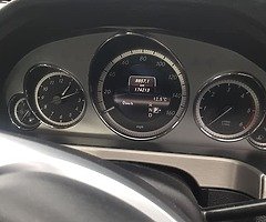 Merc E220 for sale - Image 8/8