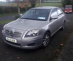 TOYOTA AVENSIS