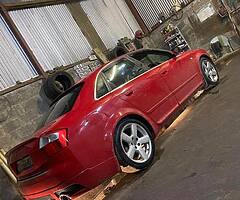Audi A4 fresh test swaps