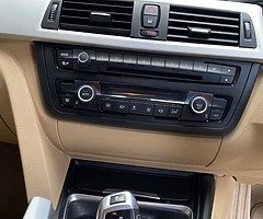 2013 BMW F30 318d