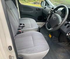 2008 TOYOTA HIACE SWB D-4D