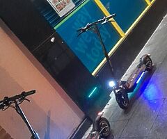 Kugoo m4 electric scooter - Image 4/5