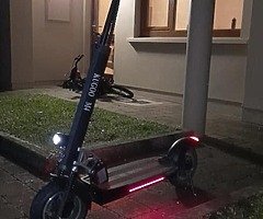 Kugoo m4 electric scooter - Image 5/5