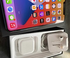 iPhone 11 Pro Max. 256gb. Unlocked