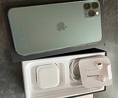 iPhone 11 Pro Max. 256gb. Unlocked - Image 3/4