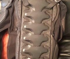 Body armour medium to lge