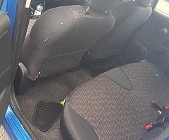 Car for sale - Image 3/8