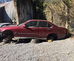 Cars and jeeps for breaking - Image 10/10