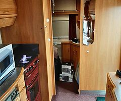 Caravan - Image 7/9