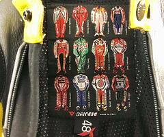 Dainese 2-piece leather suit - Image 5/7