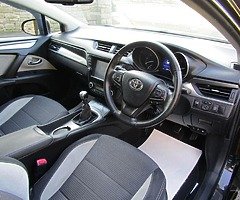 2017 Toyota Avensis - Image 8/10