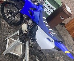Yz 85 - Image 5/5