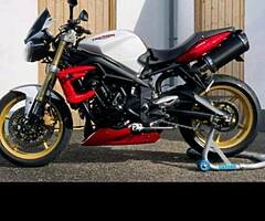Triumph Speed triple 675