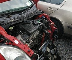 06 suzuki swift auto for breaking - Image 3/3