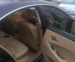 Mercedes 320 - Image 4/6